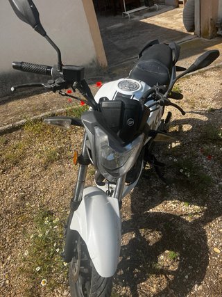 Moto Keeway RKS 125 Blanca