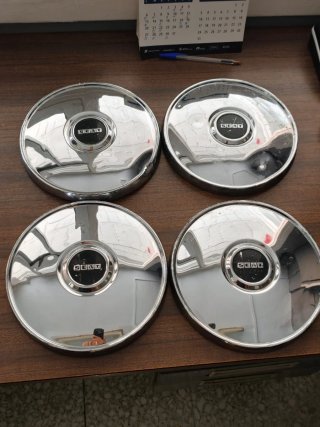 Tapa cubos Seat 124 fl