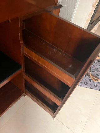 Mueble de madera para TV