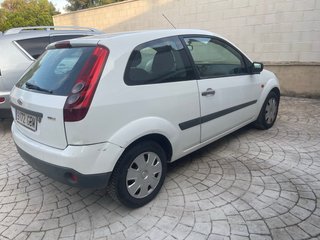 Ford Fiesta 2007 - 153.000 km