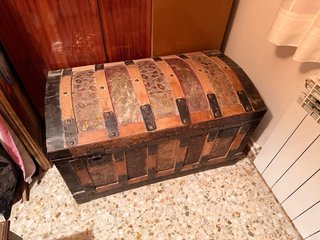 Baúl Cofre Antiguo Madera y Metal