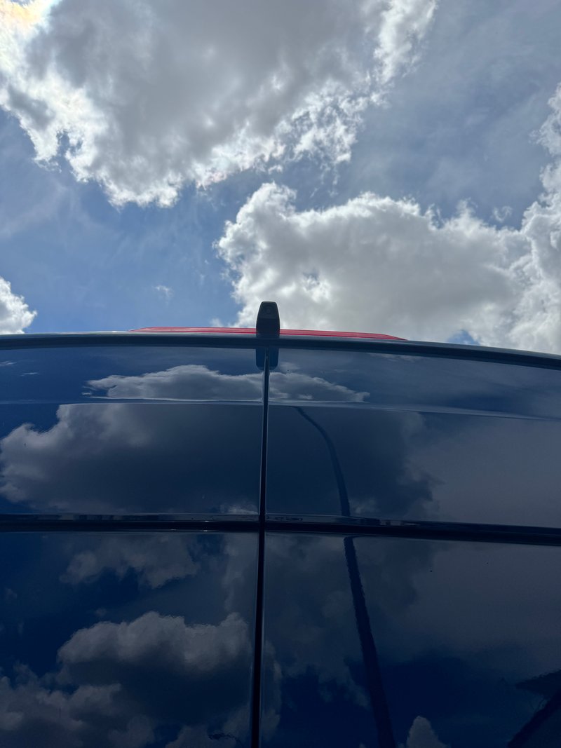 Volkswagen Crafter 2021 - foto 1