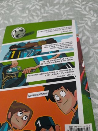 Los Futbolísimos. El misterio de los árbitros d...