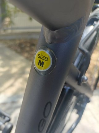 Bicicleta urbana negra