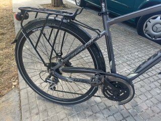 Bicicleta urbana negra