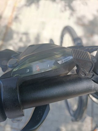 Bicicleta urbana negra