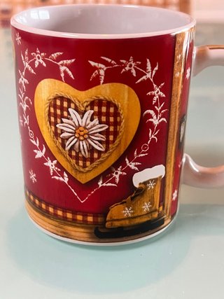 Tazza Mug Ceramica Decorata Cuore Montagna