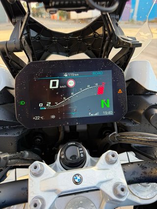 BMW F 900 XR (A2) 2025