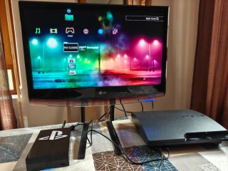 Consola PS3 2 mandos y disco duro 2 Tb Leer