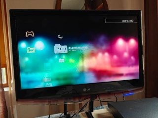 Consola PS3 2 mandos y disco duro 2 Tb Leer