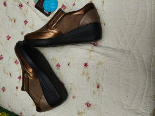 Zapatos Mysen Marrones y Dorados Mujer
