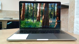 MacBook Pro 8GB RAM 13" 2018 I5-8259U 251GB SSD