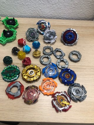 Lote Beyblade Burst y Metal Fusion