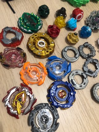 Lote Beyblade Burst y Metal Fusion