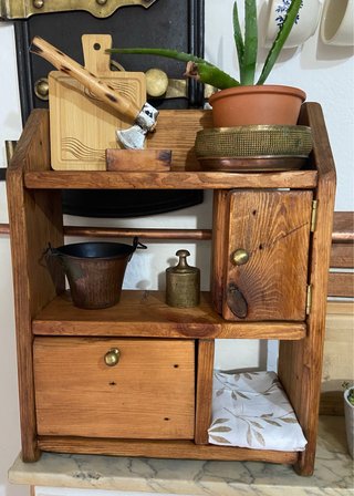 Mueble auxiliar artesanal