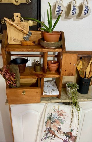 Mueble auxiliar artesanal