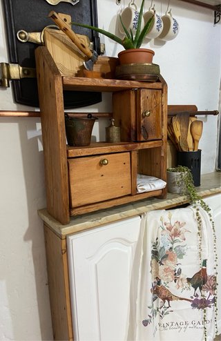 Mueble auxiliar artesanal