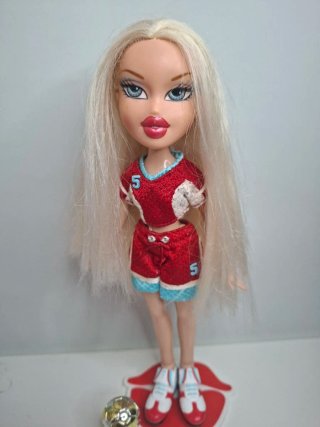 Bratz Cloe Play Sportz Muñeca