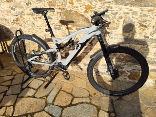 Raymon Trailray 140E