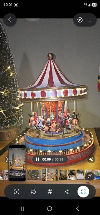 Carrusel Navideño Musical