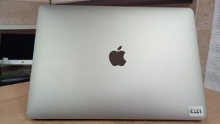 MacBook Pro 16GB RAM 13" 2018 I5-8259U 251GB SSD