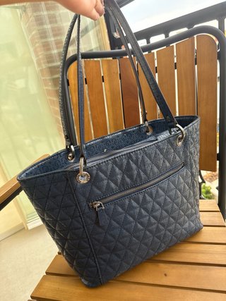 Bolso Guess Azul Acolchado