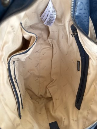 Bolso Guess Azul Acolchado