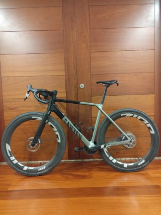 Bicicleta Canyon Grail CF SLX