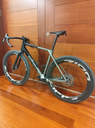 Bicicleta Canyon Grail CF SLX