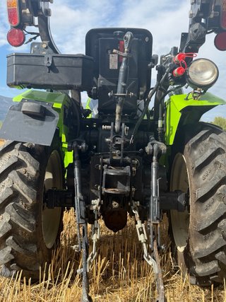 Mini tractor Avenger A26v con 110H esta NUEVO