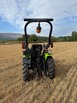 Mini tractor Avenger A26v con 110H esta NUEVO