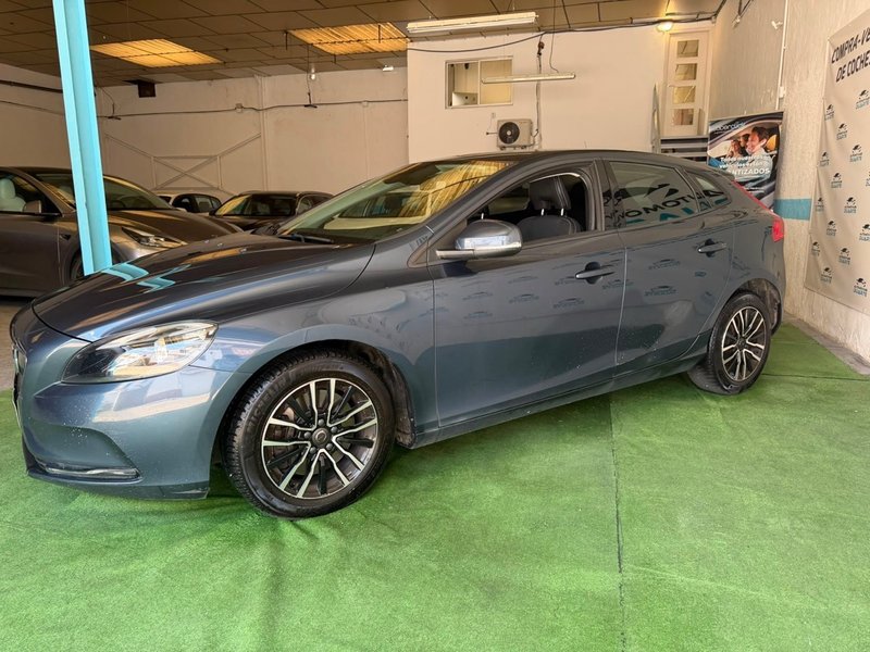 Volvo V40 2017 - foto 1