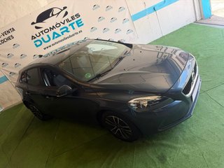 Volvo V40 2017