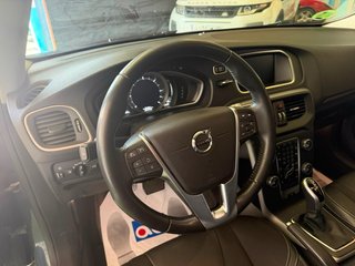 Volvo V40 2017