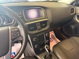 Volvo V40 2017