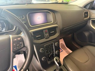 Volvo V40 2017