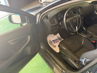 Volvo V40 2017