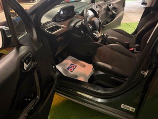 Volvo V40 2017