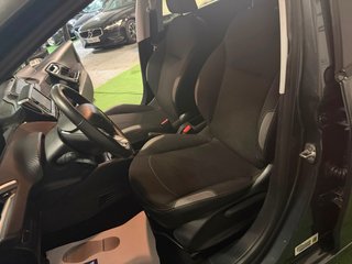 Volvo V40 2017