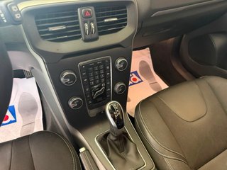 Volvo V40 2017