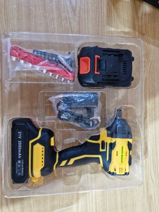 Llave de impacto 21V 300 Nm