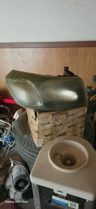 2 Faros de ford transit
