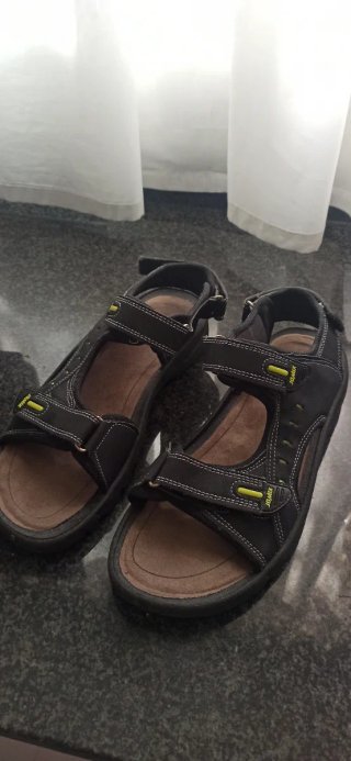 NUEVAS Sandalias talla 45
