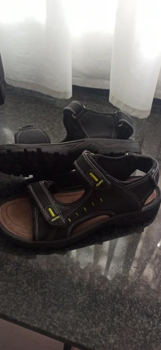 NUEVAS Sandalias talla 45
