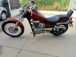 Suzuki Savage 650 Cruiser
