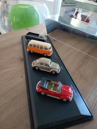 Maquetas Schuco: VW escarabajo Käfer y T1