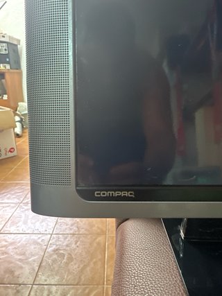 Pantalla Compaq WF1904 Con altavoces integrados
