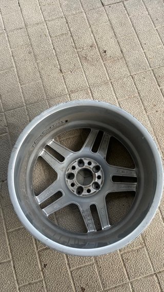 Llanta AMG Mercedes
