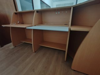 Mostrador modular para tienda.