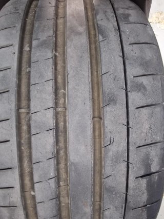 Michelin Pilot Super Sport 265/30R20 94Y